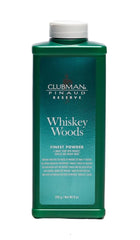 Clubman Reserve Whiskey Woods polvo corporal con textura fina para absorción y frescura diaria.