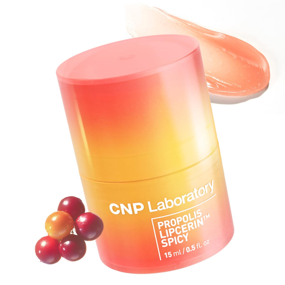 Lipcerin Propolis Menta con aplicador ergonómico para una aplicación higiénica.