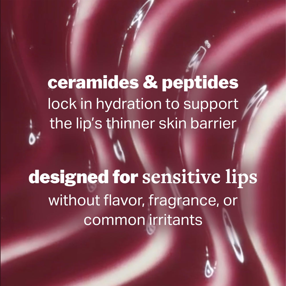 Cocokind Lip Blur Balm con tapa aro incorporado.
