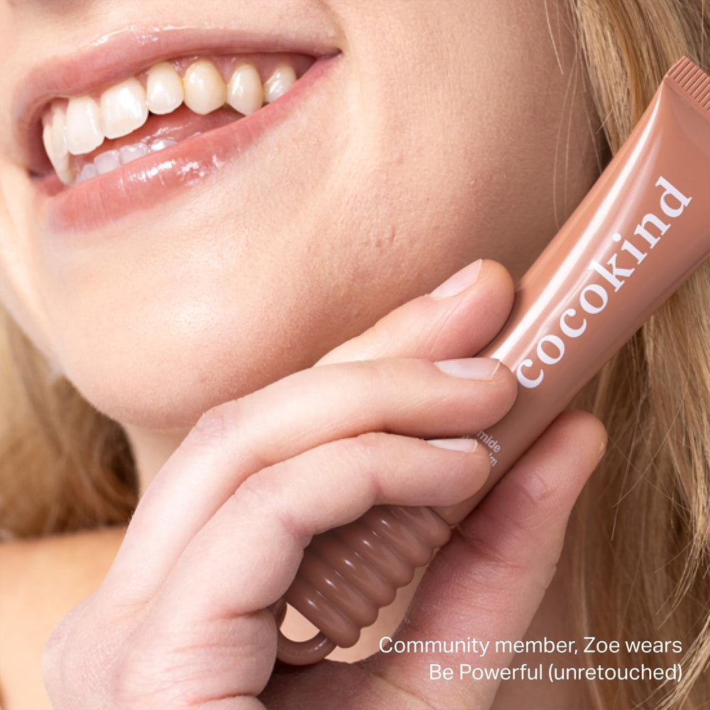 Cocokind emballage responsable baume-lèvres ceramide montre soin durable.