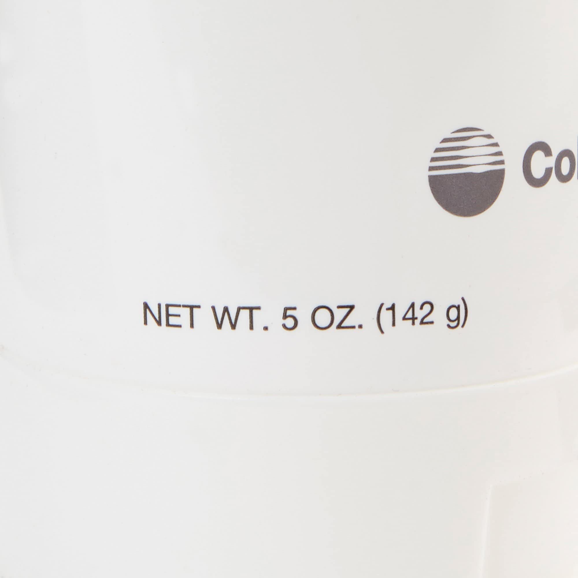 Textura suave de la crema Atrac-Tain de Coloplast para exfoliar suavemente.