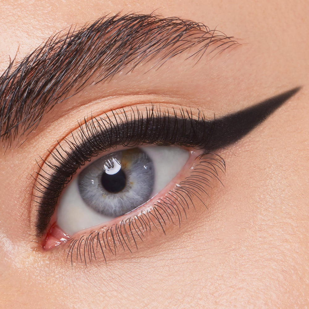 ColourPop BFF Crème Gel Liner Swerve, empaque compacto para retoques en cualquier bolso.