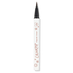Delineador ColourPop BFF con punta felt para trazos precisos y suaves.