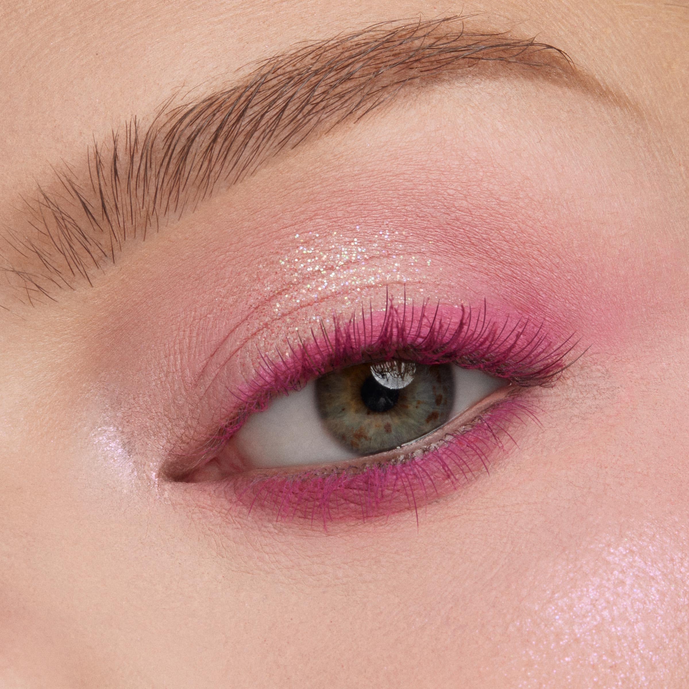 ColourPop Cloud Spun, acabados mate para transiciones limpias y difuminados.