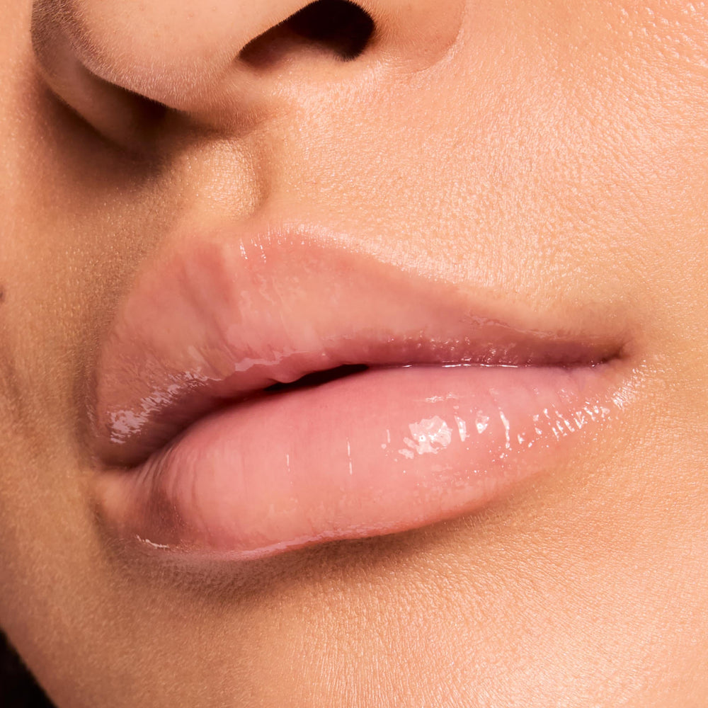 ColourPop Fresh Kiss, bálsamo labial cremoso para hidratación diaria.