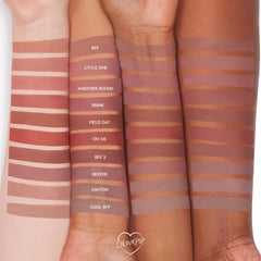 ColourPop Lippie Labio con duración prolongada para labios definidos.