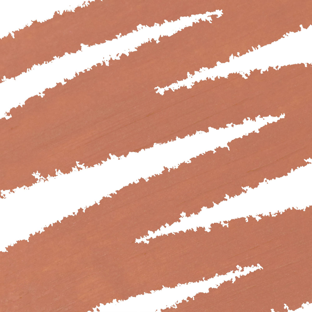 Aplicación precisa con ColourPop Lippie para realzar la forma de los labios.