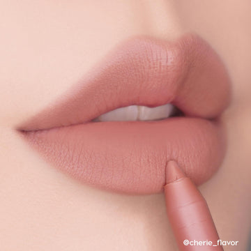 Textura cremosa de ColourPop Lippie Lip Pencil para deslizamiento suave