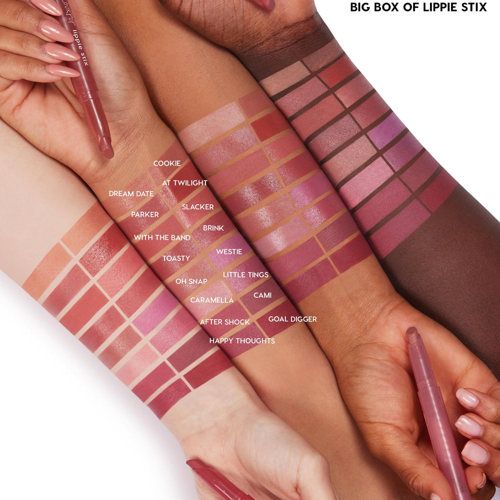 ColourPop Lippie Stix exfoliación previa para una aplicación suave.