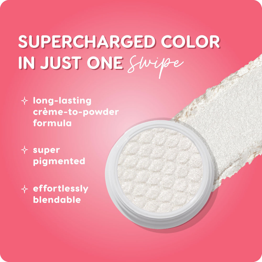 ColorPop Super Shock Shadow textura elástica crema-polvo para acabado suave.