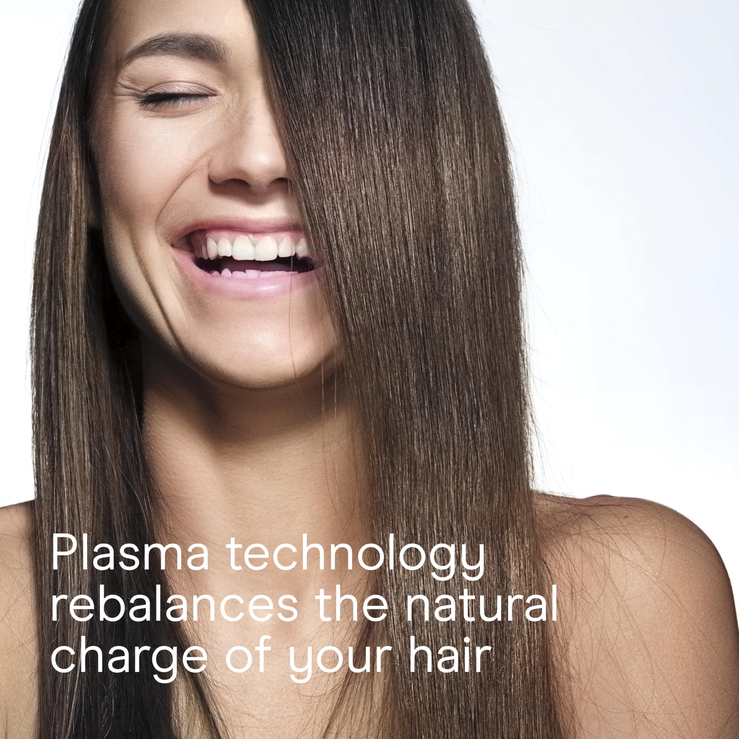 Conair Infiniti Pro SmoothWrap tecnología plasma para cabello equilibrado y suave.