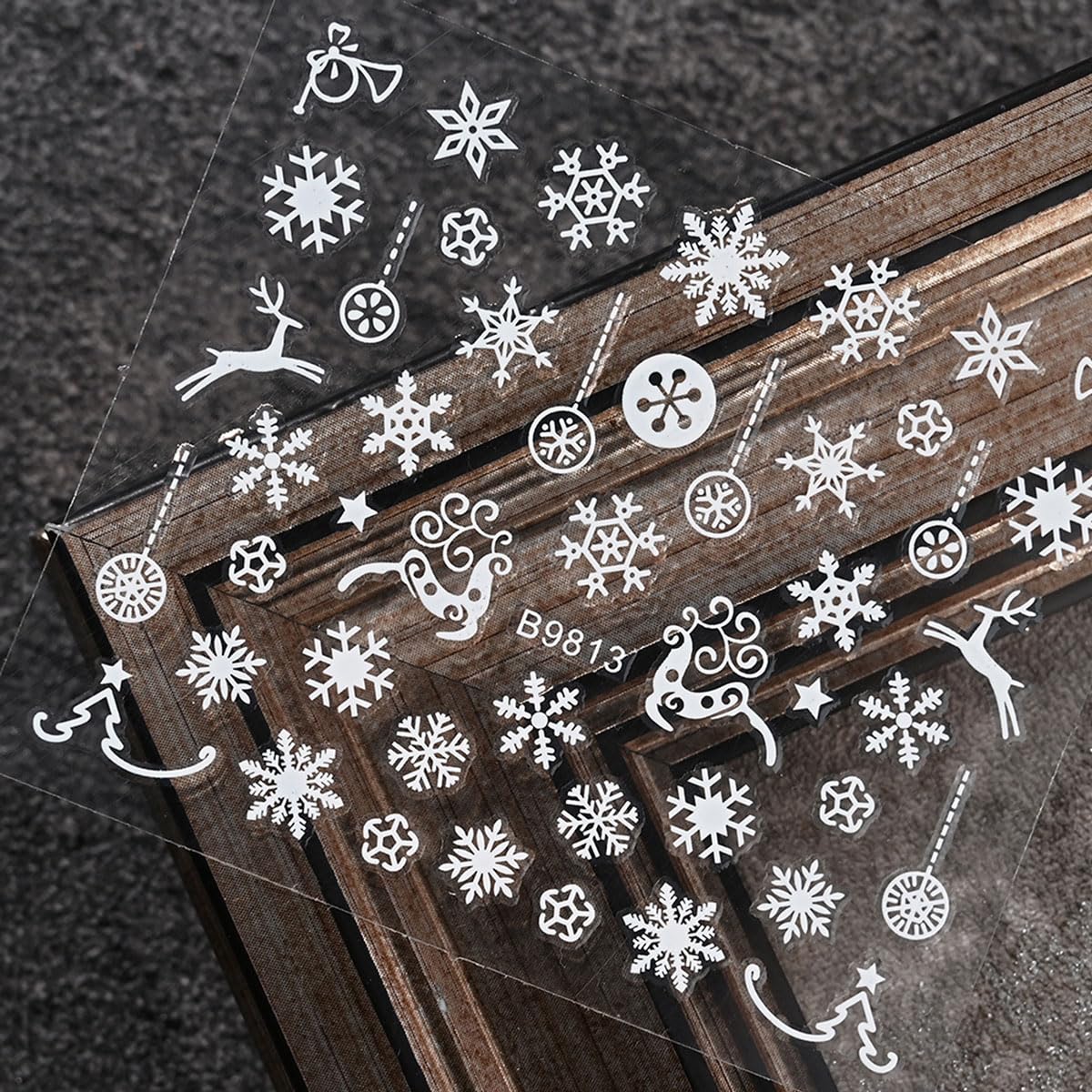 Corabsar navidad-pegatinas-uñas: ideal para celebraciones y regalos manuales.