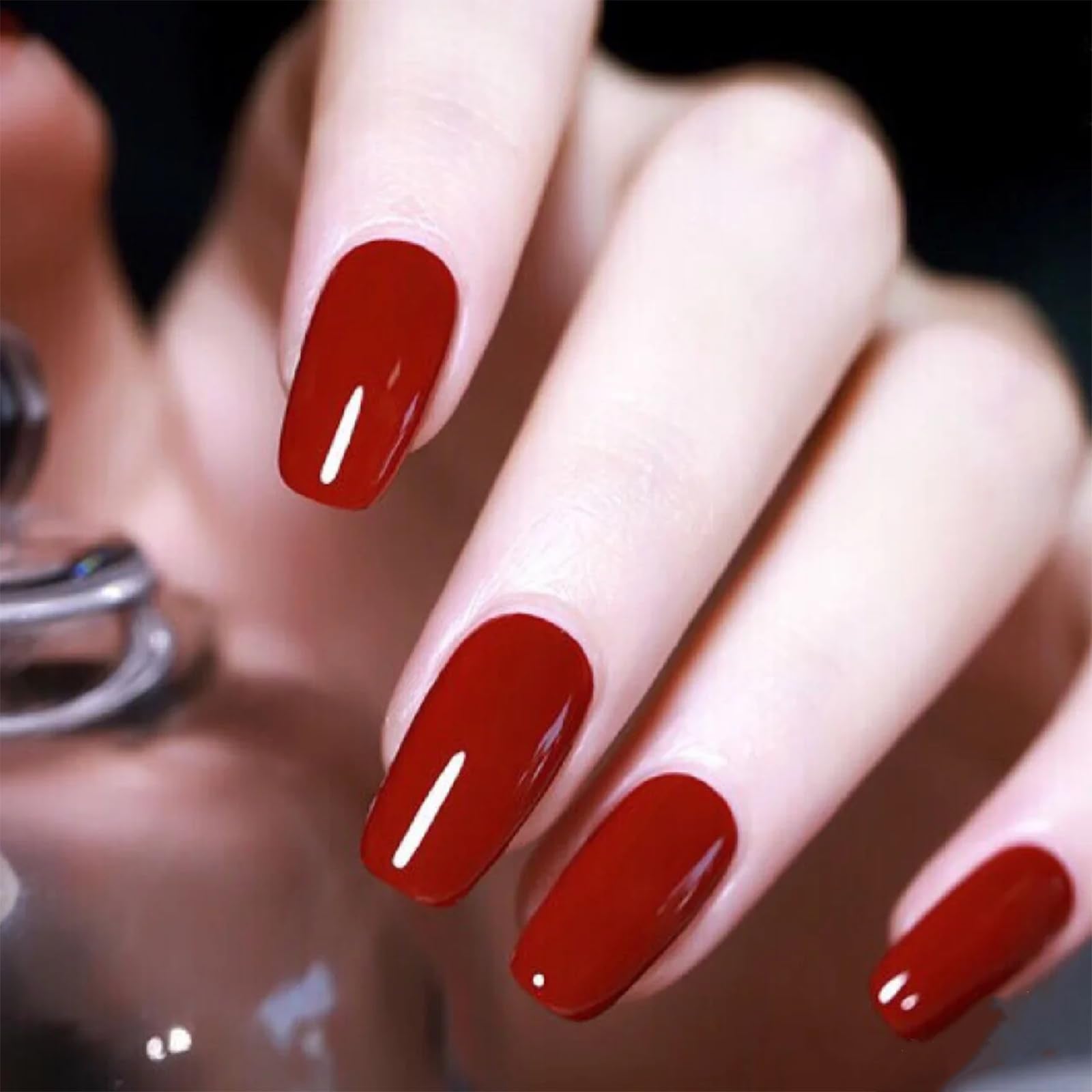 COSMOO Esmalte rojo, advertencia de alergias para uso seguro.
