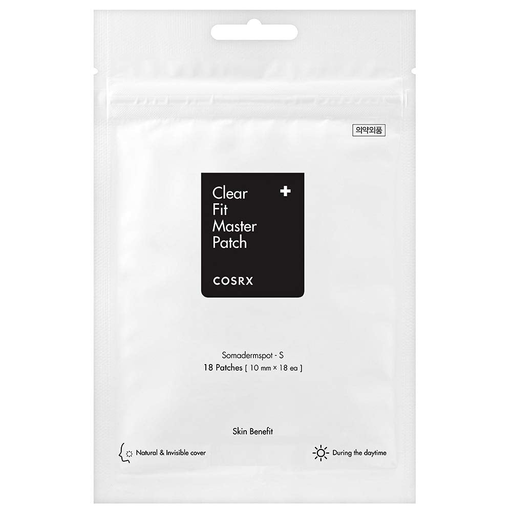 COSRX Clear Fit Master Patch visible en la caja, ideal para tratamiento puntual de imperfecciones