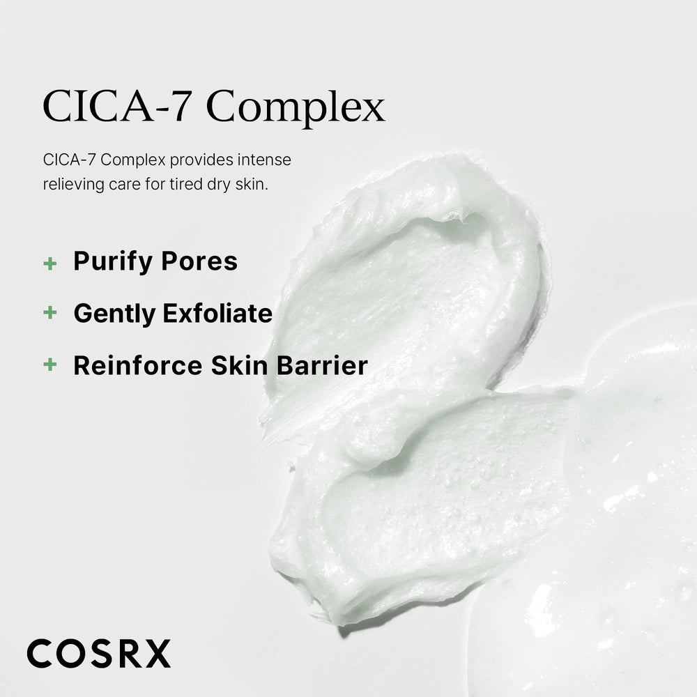 COSRX Pure Fit Cica Foam Cleanser textura de espuma cremosa para piel suave.
