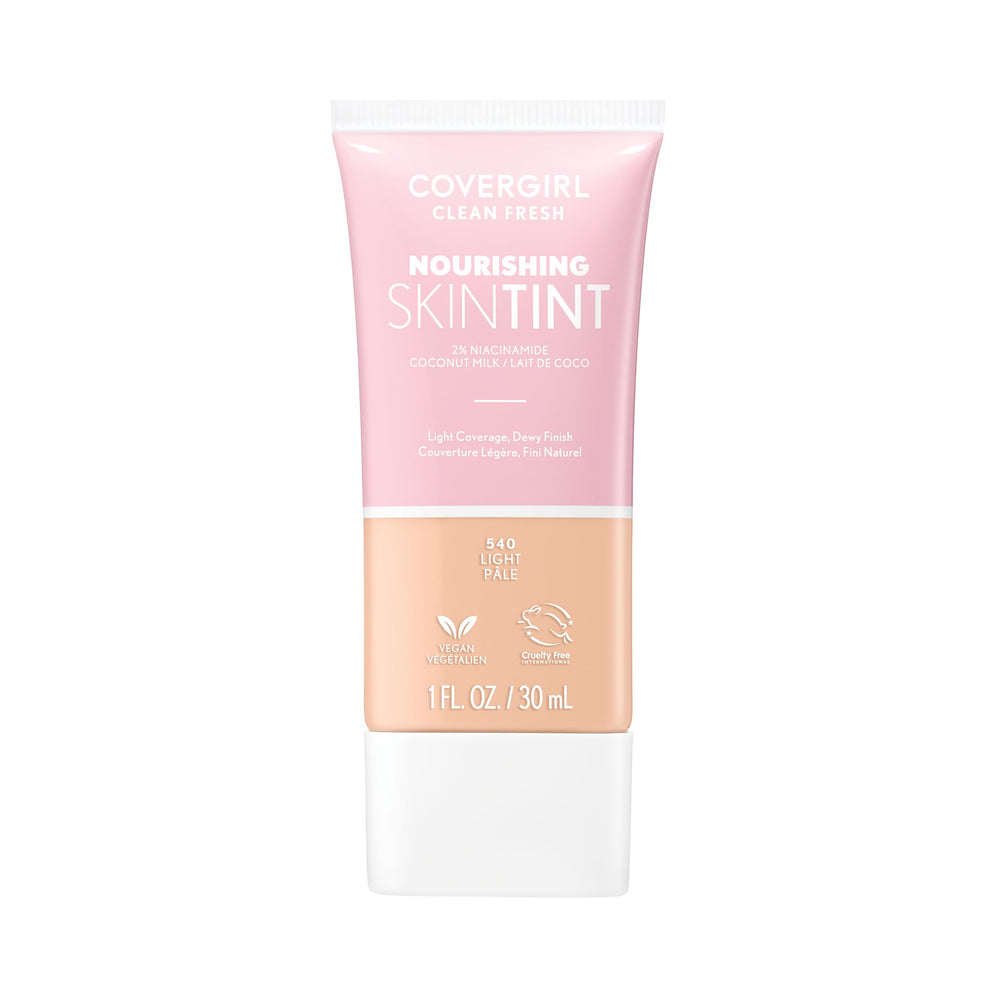COVERGIRL Clean Fresh Skin Milk Foundation en botella, base ligera para un acabado natural.