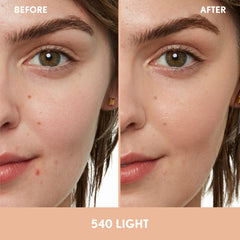COVERGIRL Clean Fresh Skin Milk Foundation con leche de coco y aloe para hidratación suave.