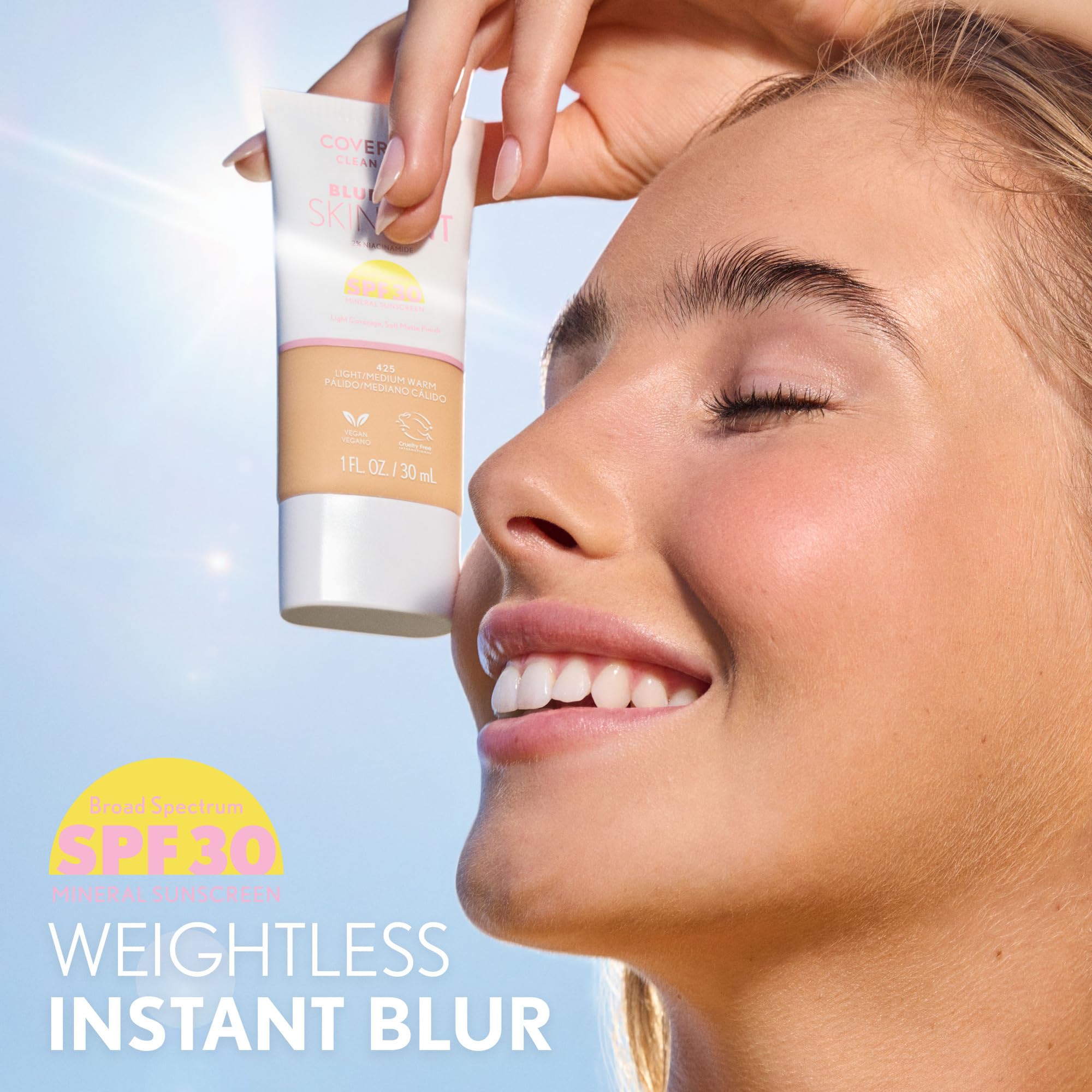 Difuminado de poros con COVERGIRL Blurring Skin Tint para piel lisa