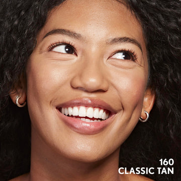 Pigmentos de origen natural en COVERGIRL Clean Invisible Foundation para tono real.