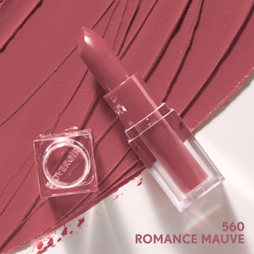CoverGirl Clean Lip Color Romance Mauve, textura cremosa para labios lisos y cómodos.