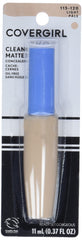 COVERGIRL Concealer: muestra de difuminación que suaviza la luz para un tono uniforme.