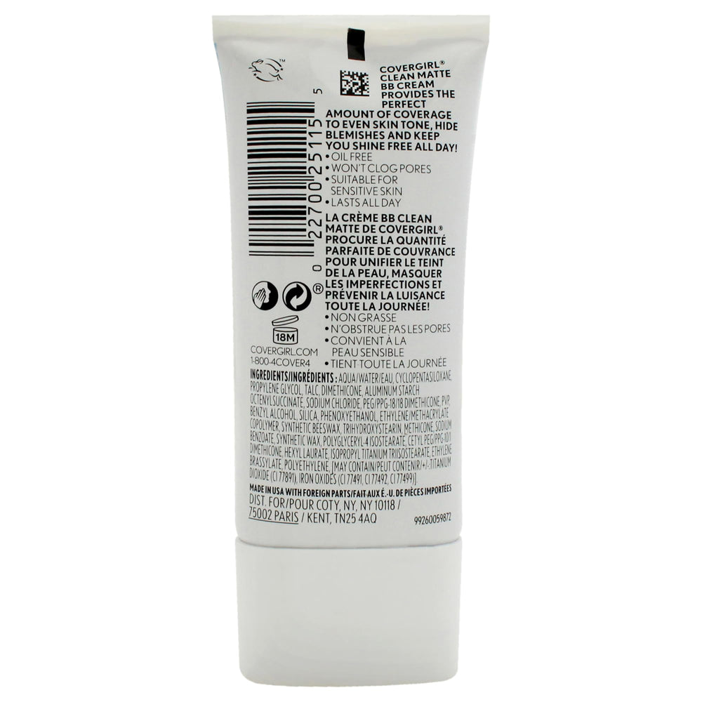 COVERGIRL Crema BB Mate, textura suave para una aplicación uniforme.