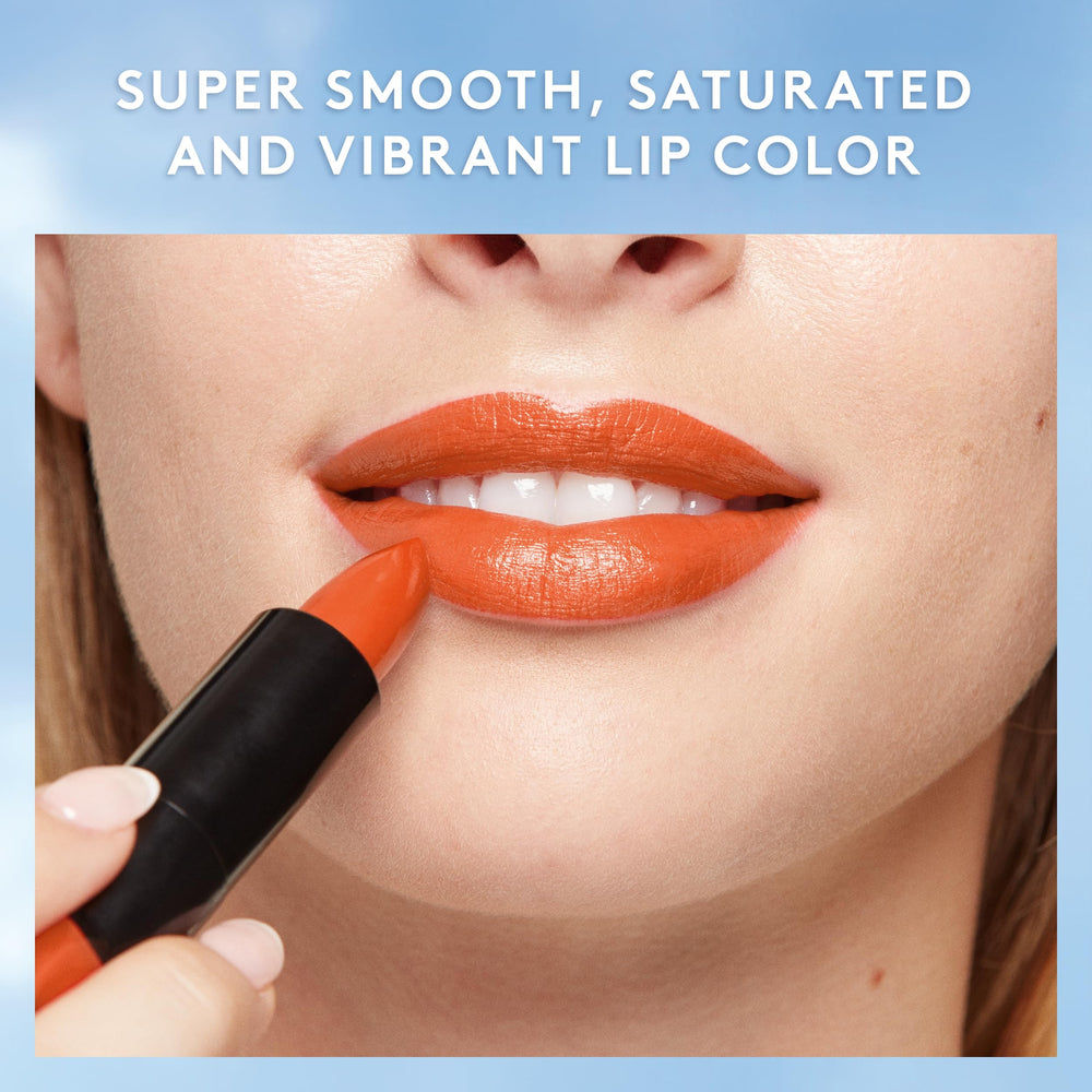 COVERGIRL Exhibitionist Peach High, nutrición para labios e hidratación durante el día.