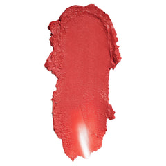 Textura cremosa de COVERGIRL Exhibitionist Lipstick Cream HOT 305 para confort