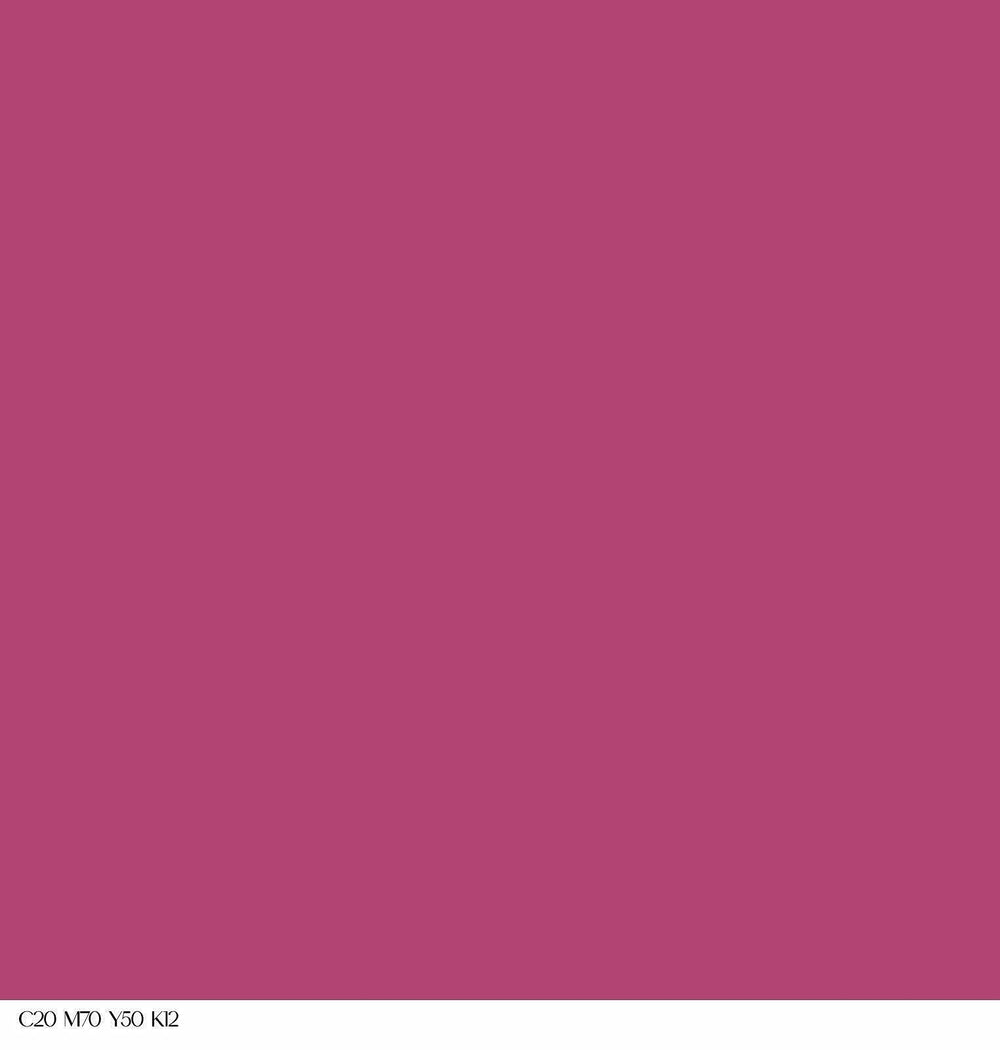 Textura cremosa de COVERGIRL Es Tu Mauve 030 para aplicar suavemente