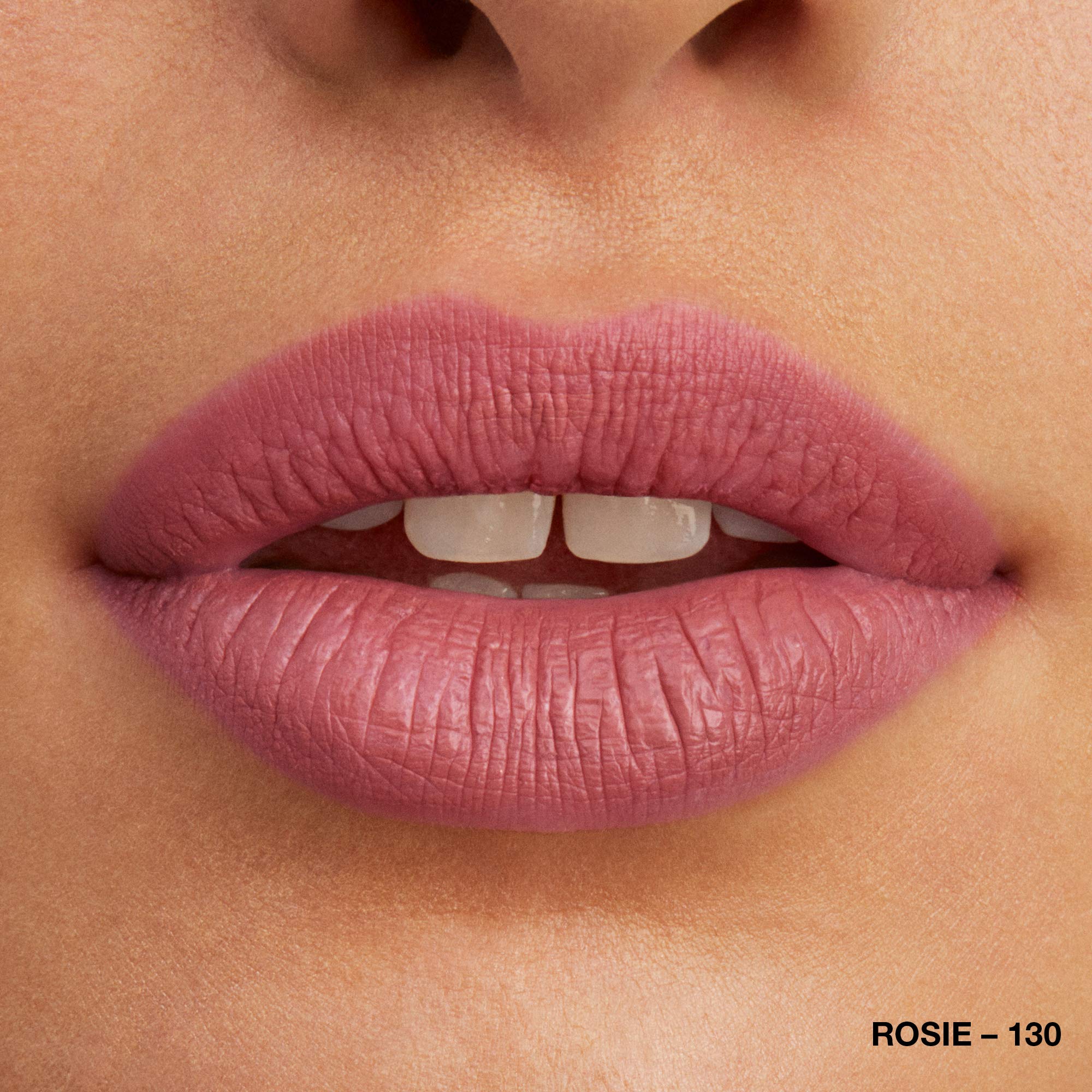 Tono natural Rosie para un look discreto.