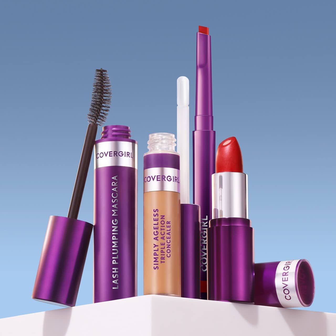 COVERGIRL delineador labial, vitamina E para cuidado diario.