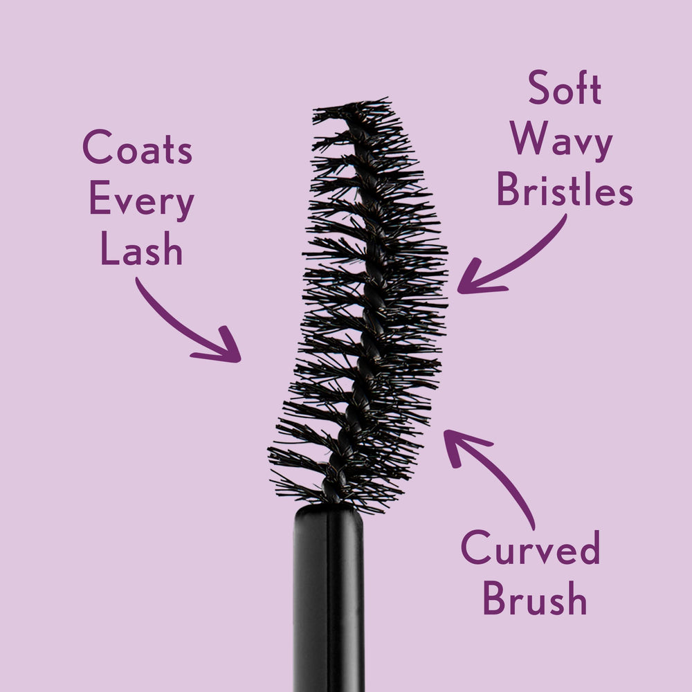 Volumen apilable sin grumos con COVERGIRL Simply Ageless.