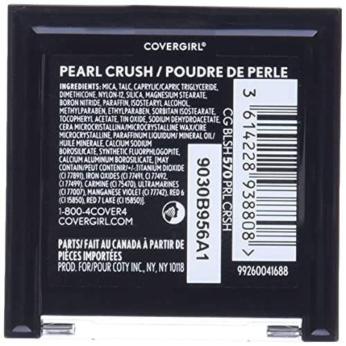 COVERGIRL TruBlend Pearl Crush aplicado con dedos para resplandor suave.