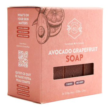 Textura cremosa del jabon Crate 61 Organics para cara y cuerpo