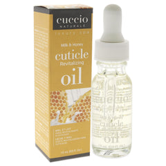 Cuccio Naturale Aceite Cutículas en piel de manos, suaviza y nutre la piel.