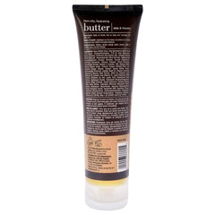 Cuccio Naturale Mezclas de Mantequilla textura ligera para hidratación diaria y piel suave.