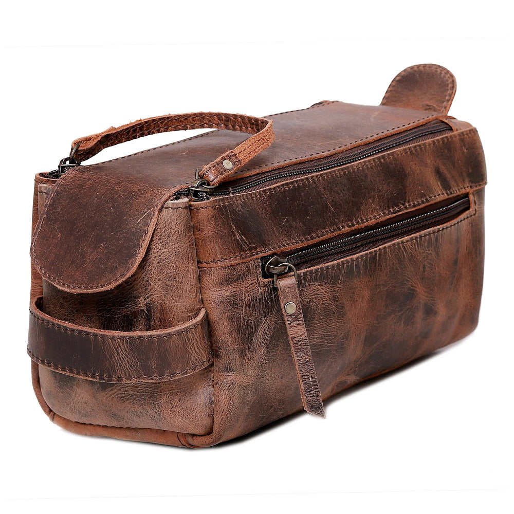 Cuero sac-toilette en cuir buffle, espace généreux pour voyage organisé.
