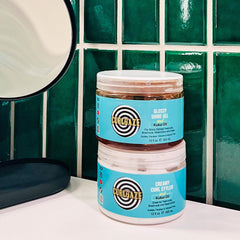 Curldaze Glossy Shine Gel keeps definition without crunch.