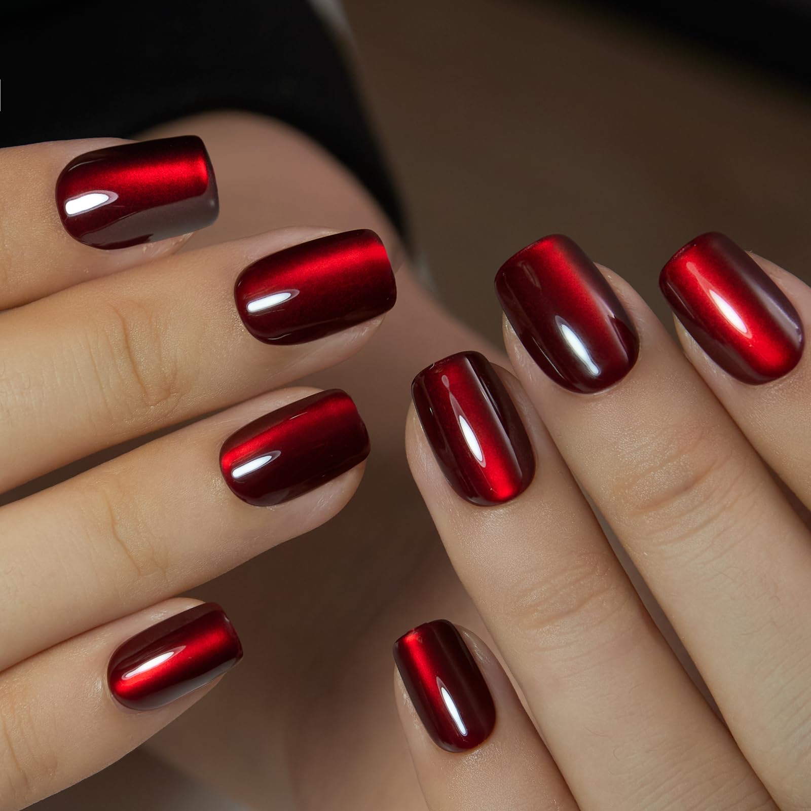CurvLife conjunto con 12 tallas para ajuste personalizado de uñas postizas.