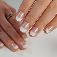 CurvLife uñas acrilico tono beige brillo, acabado natural para cualquier ocasión.