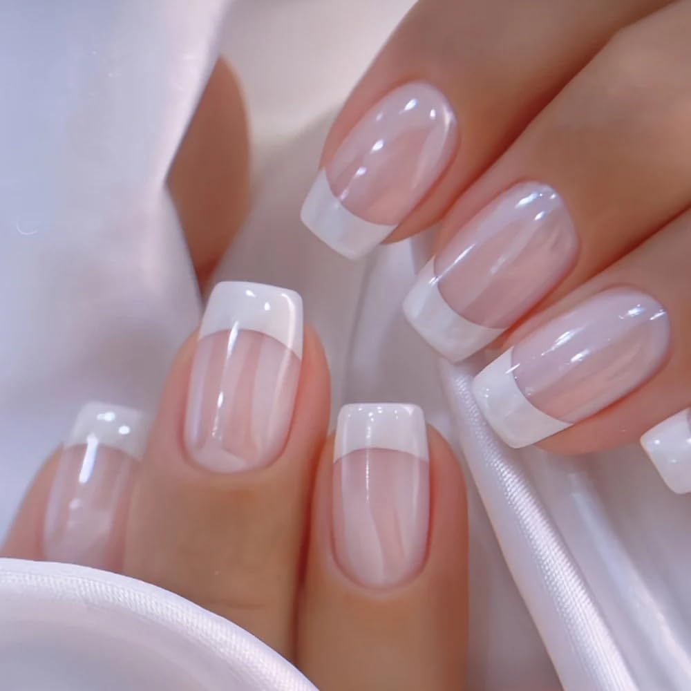 Curvlife Uñas Francesas Hanley, diseño elegante para eventos