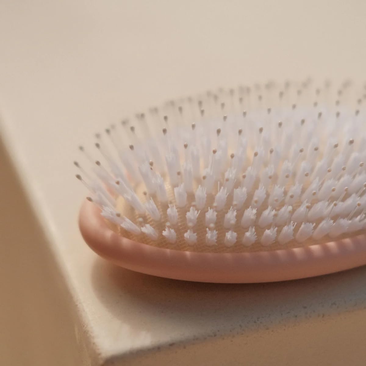 DAE uso en cabello mojado o seco para mayor versatilidad.