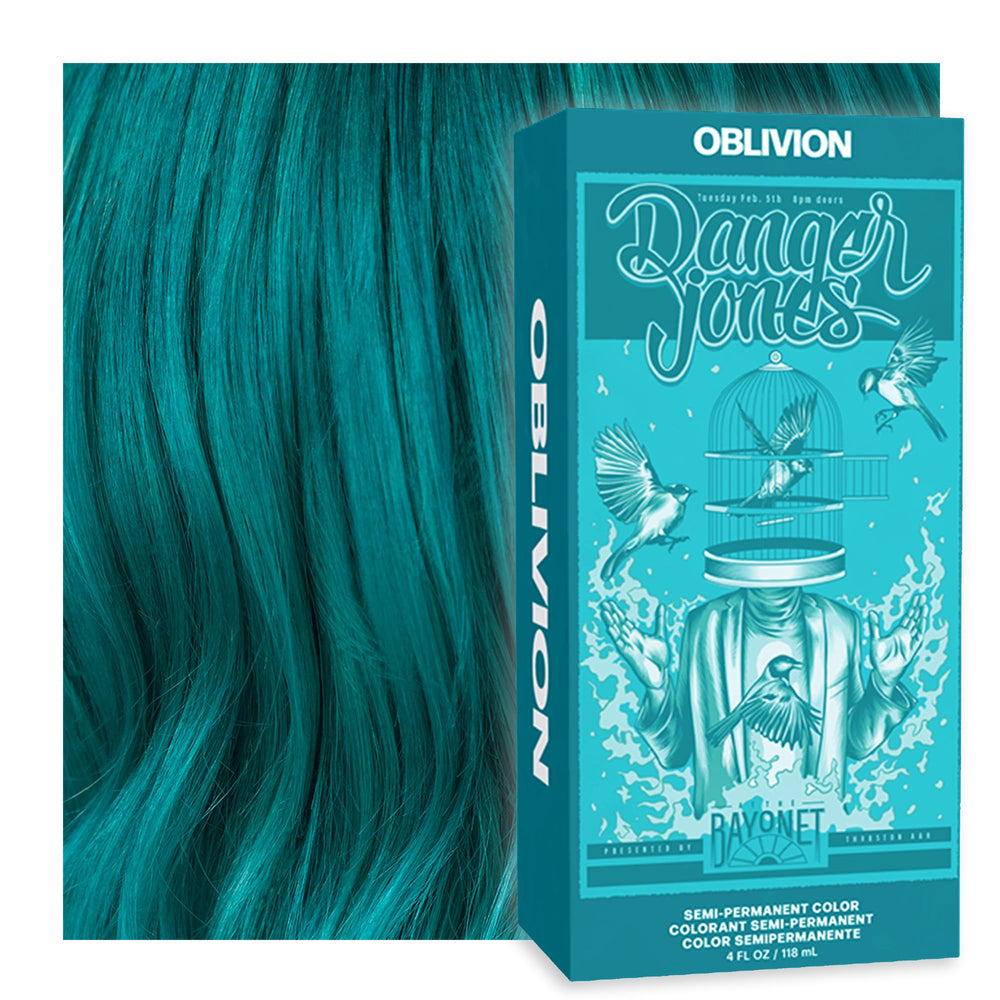 Danger Jones Oblivion botella azul verdoso para un look audaz y duradero.
