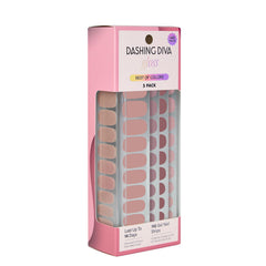 Dashing Diva Gloss frente al kit muestra un acabado profesional sin secado