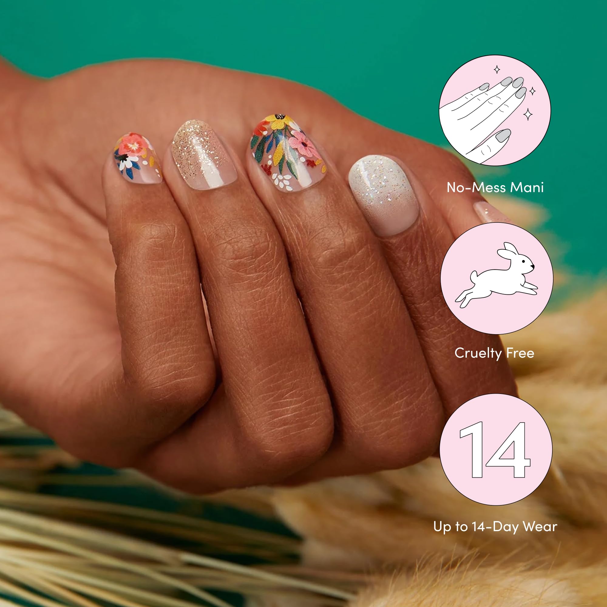 Dashing Diva lima para uñas incluida ayuda a dar forma precisa.