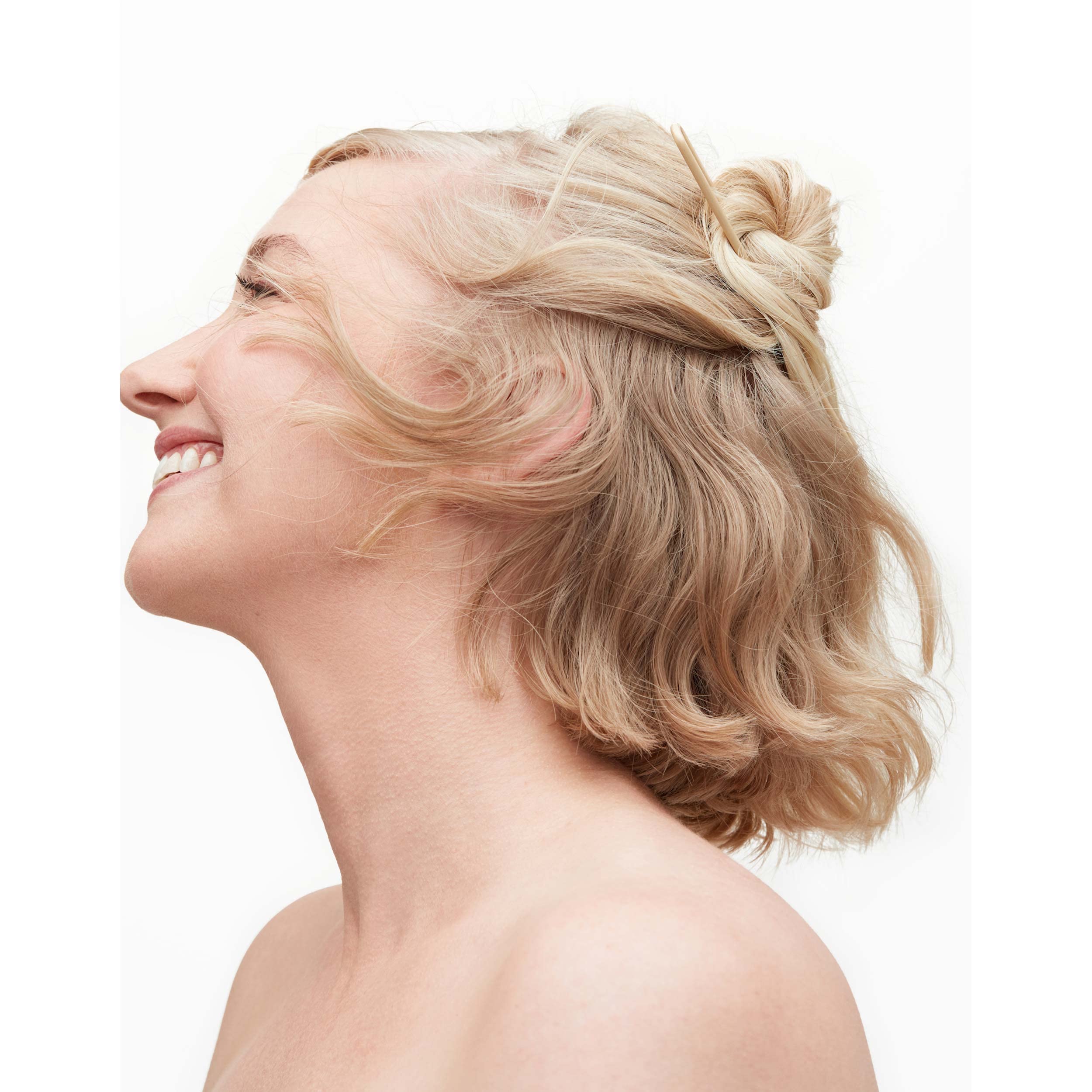 Day Rate Beauty Petite Power Pin keeps hair safe and snag-free during styling
