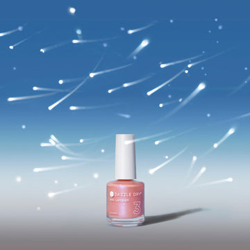 Dazzle Dry Milky Way, secado en segundos, manicura rápida.