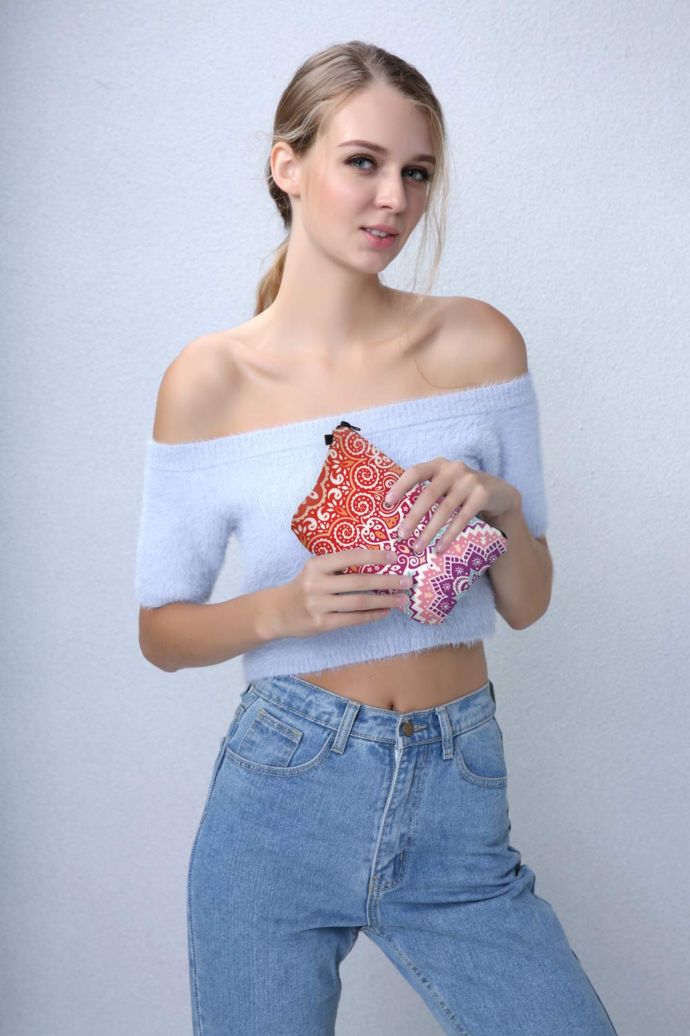 Bolso cosmético impermeable Deanfun, superficie resistente para viajes.