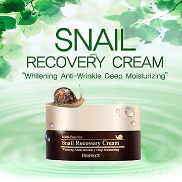 Deoproce Snail mucin texture swirl demonstrating lightweight absorption