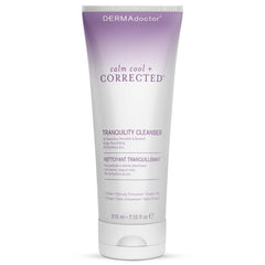 DERMAdoctor shampoo seborréico, frente de la botella, cuidado suave para piel sensible.